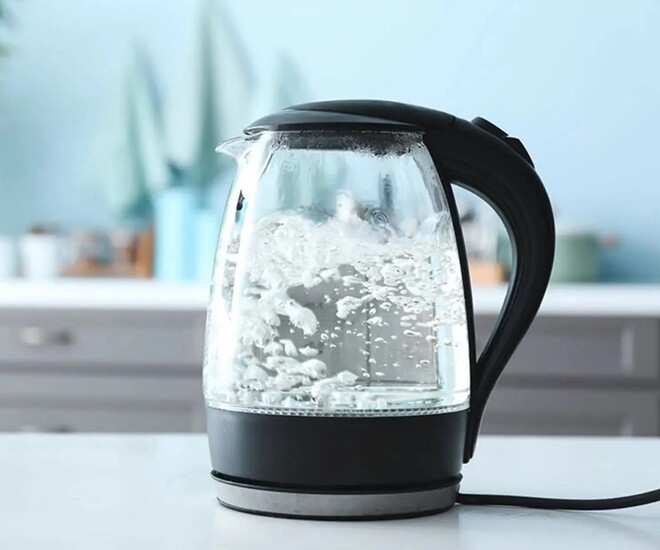 Nước đun sôi là tốt nhất cho cơ thể nếu được sử dụng đúng cách. Ảnh minh họa. 