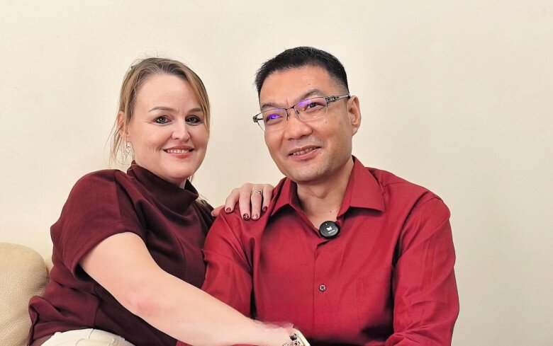 Anh Ngô và vợ Tiến sĩ người Mỹ.
