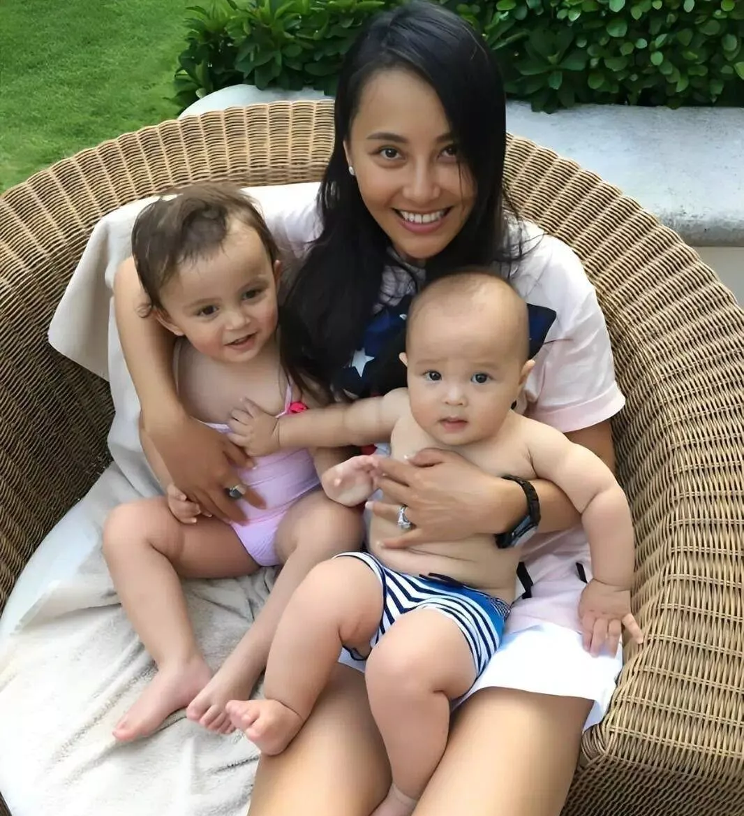 Bị chỉ trích sau ly hôn, mỹ nhân đổi đời khi cưới CEO người Úc, sinh 2 con lai xinh như thiên thần - 5