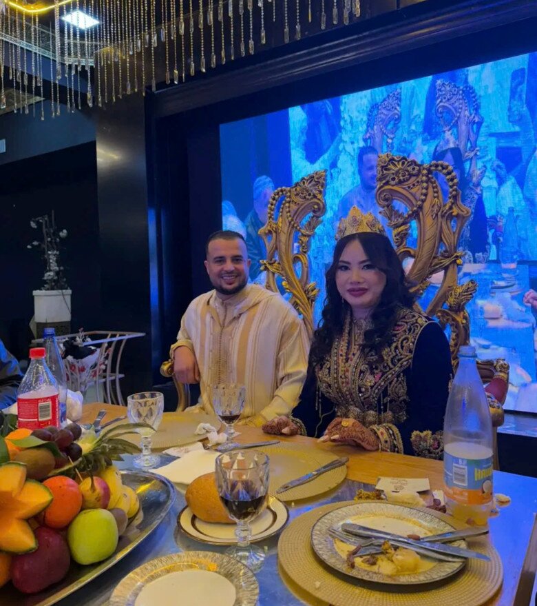 Kiệu cưới 8 người khi&ecirc;ng c&ocirc; d&acirc;u