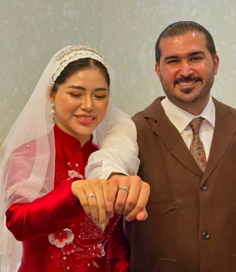 Cô dâu Việt được chồng Ả Rập Xê Út cầu hôn trên trực thăng ở Dubai, rước dâu bằng xế hộp bạc tỷ - 8