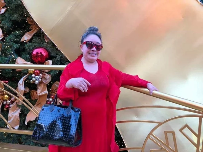 Cuộc sống hiện tại của nữ đại gia tuyển chồng đủ sức amp;#34;yêuamp;#34; 28 lần/ngày, cưới 14 lần vẫn bị lừa - 2