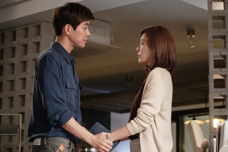 Câu nói của chồng như một nhát dao cứa vào lòng tôi. (Ảnh minh họa)