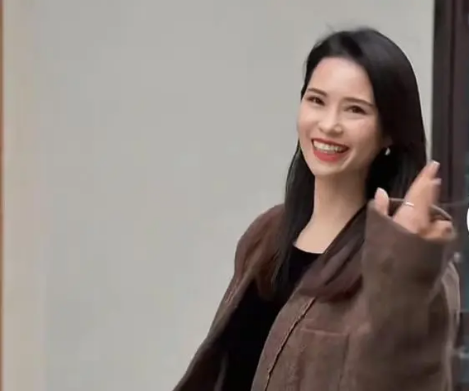 Chị Trường Tử.