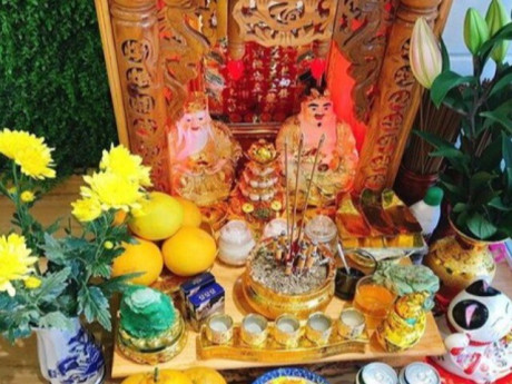 Cách lau dọn bàn thờ Thần tài cuối năm đắc tài đắc lộc