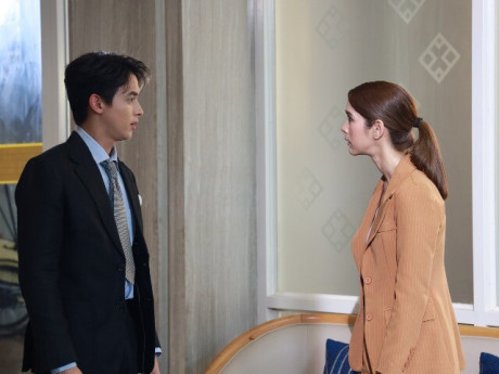 Vừa làm xong thủ tục ly hôn, vợ cũ tôi bỗng hỏi: “Đám cưới của chúng ta tổ chức vào ngày mấy?”