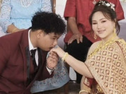 Yêu - Nữ giám đốc cưỡi xe mui trần, mang sính lễ "khủng" đến cầu hôn nam nhân viên của công ty