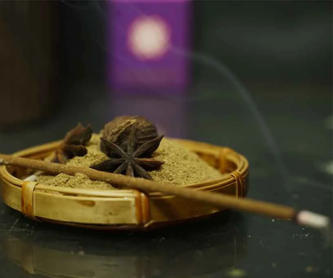 Người xưa dặn: Đầu năm nhà có 5 mùi hương báo hiệu may mắn gõ cửa, nhưng vướng 3 mùi thì tiền bạc dễ hao hụt - 1