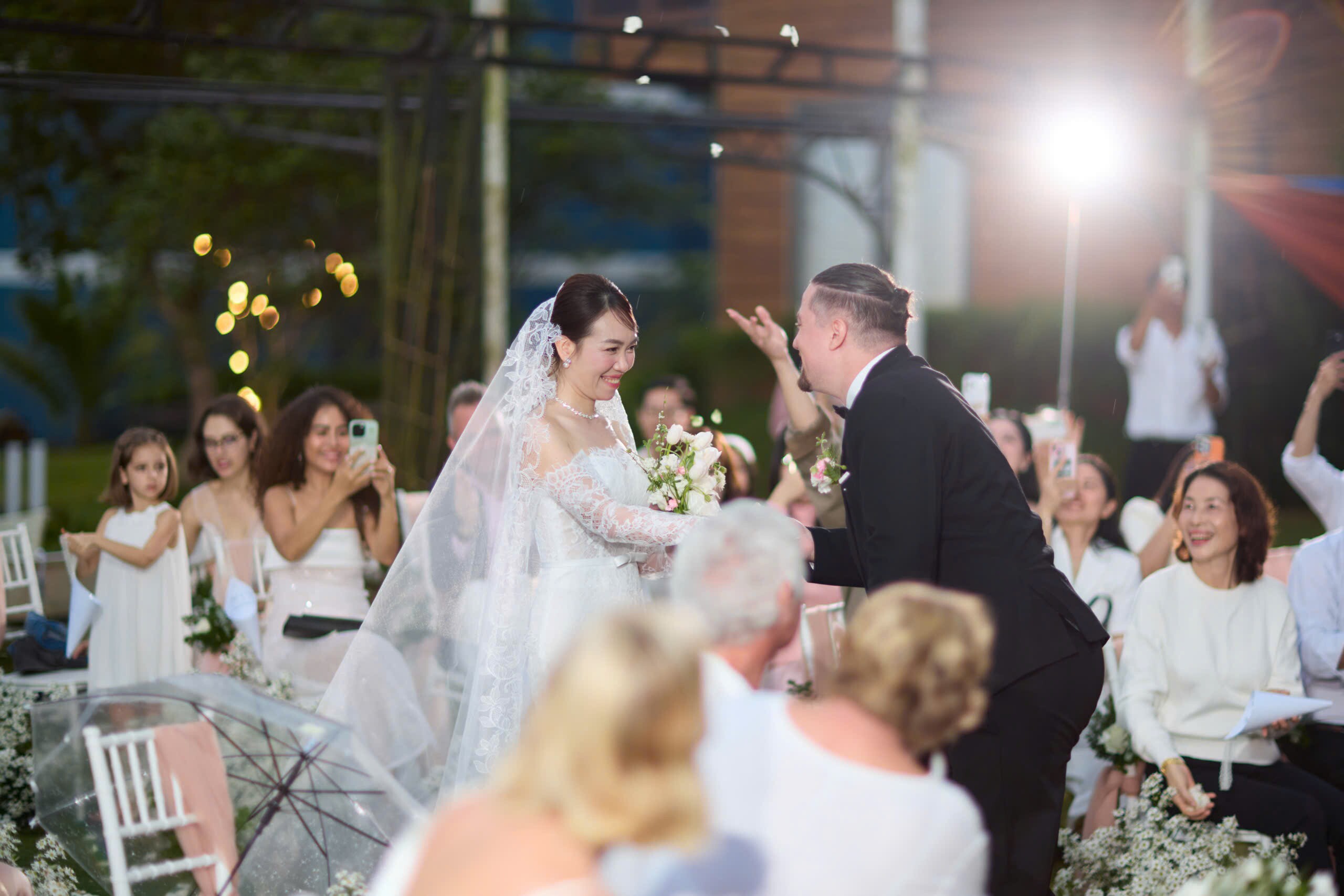 Phải lòng cô gái Lâm Đồng, trò chuyện 1 tuần chàng trai Pháp đã muốn qua Việt Nam ở rể - 11