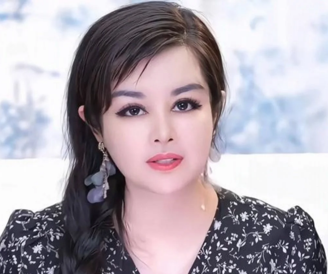 Nữ đại gia Vũ Văn Hồng.