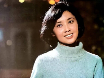 Yêu - “Người phụ nữ đẹp nhất Trung Quốc” tái hôn tuổi 53, U80 không con cái vẫn hạnh phúc, nhan sắc càng bất ngờ