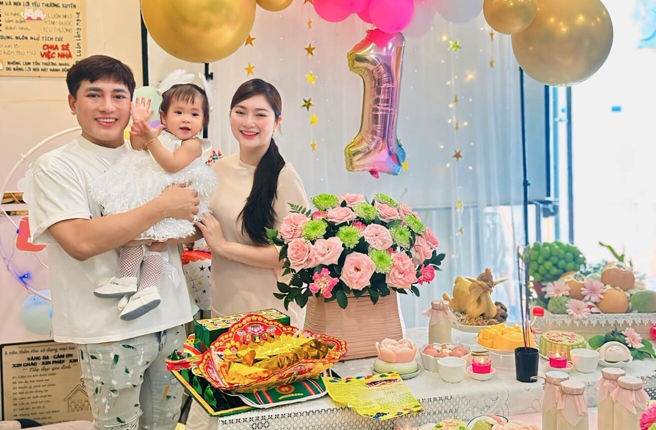 Hơn 2 năm về chung nhà, Thanh Trúc và Châu Khải Phong có hôn nhân hạnh phúc.