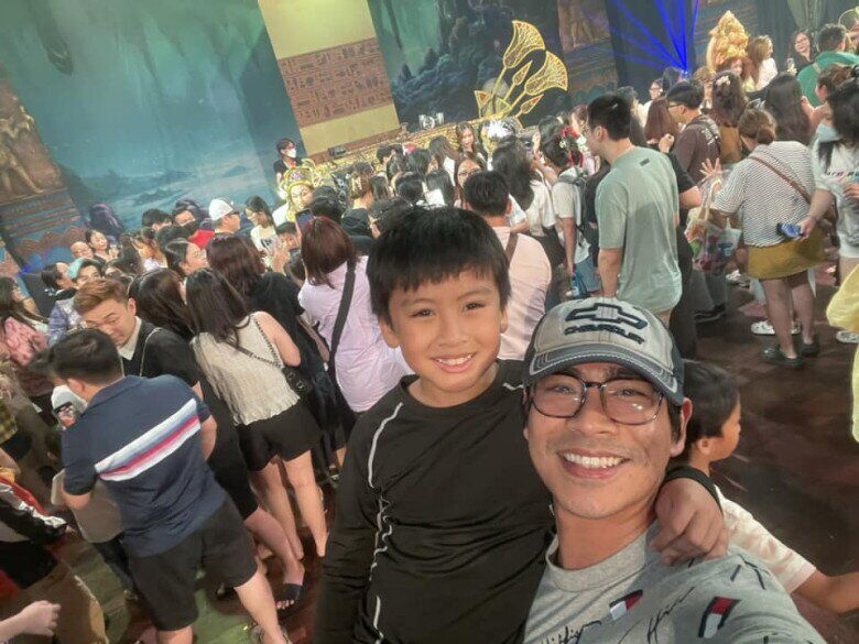 Thanh Bình luôn sắp xếp thời gian cho con trai hậu ly hôn.