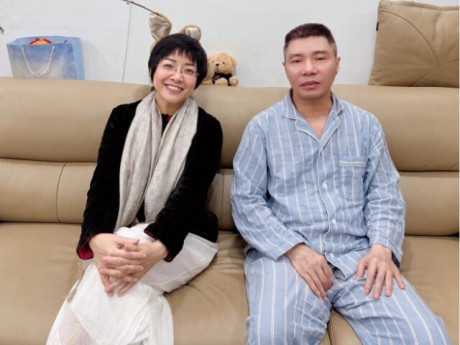 Thảo Vân cùng con trai chúc Tết nhà Công Lý