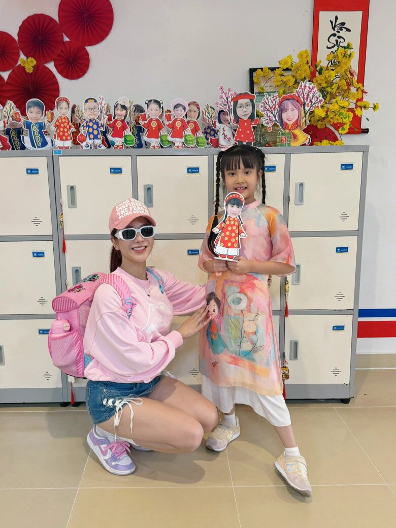 Ái nữ Diệp Lâm Anh nay cao lớn phổng phao.