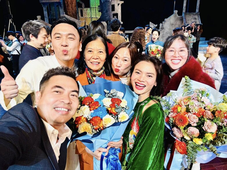 Nam doanh nhân thường có mặt tại các sự kiện để ủng hộ bà xã.