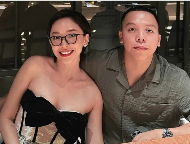 Ca sĩ Tóc Tiên xác nhận ly hôn Hoàng Touliver.