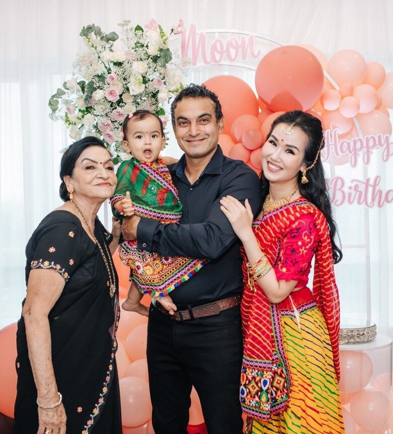 Võ Hạ Trâm biết ơn vì được ông xã và gia đình chồng ủng hộ trong mọi việc.