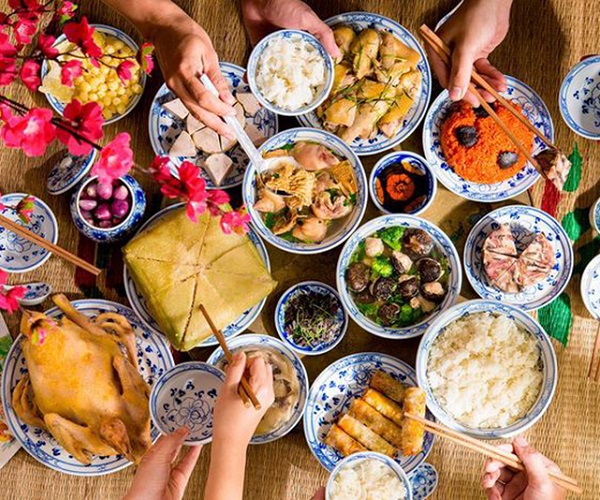 Chuyên gia: Nhiều mẹ cho con ăn amp;#34;đủ chấtamp;#34; ngày Tết nhưng lại vô tình làm con rối loạn tiêu hóa - 1