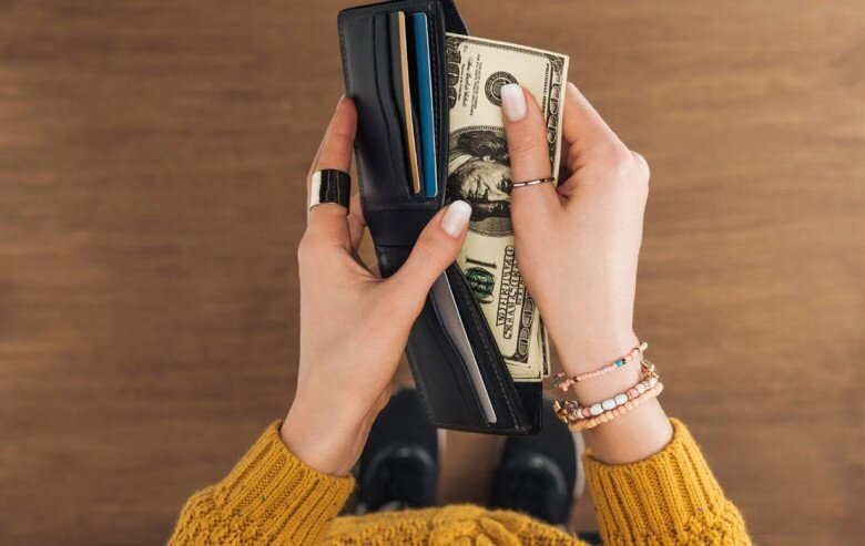 Đúng 0h đêm giao thừa Tết Bính Ngọ, lén để thứ này vào ví để cả năm tiền vào như nước, phát tài phát lộc - 2