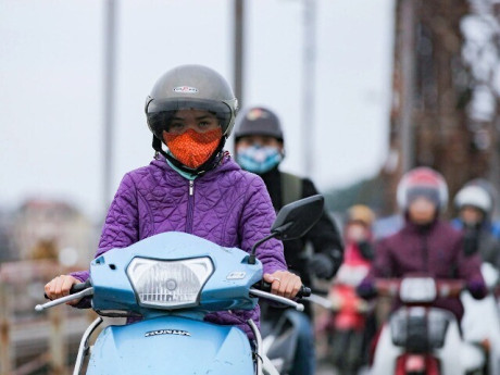 Miền Bắc chuyển nhiều mây kèm mưa nhỏ do không khí lạnh lệch đông