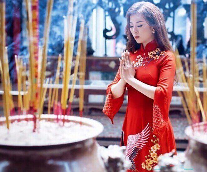 Khung giờ đẹp thắp hương ngày mai - mùng 1 tháng 2 năm Bính Ngọ, 4 việc cần làm để cả tháng hanh thông, may mắn - 2