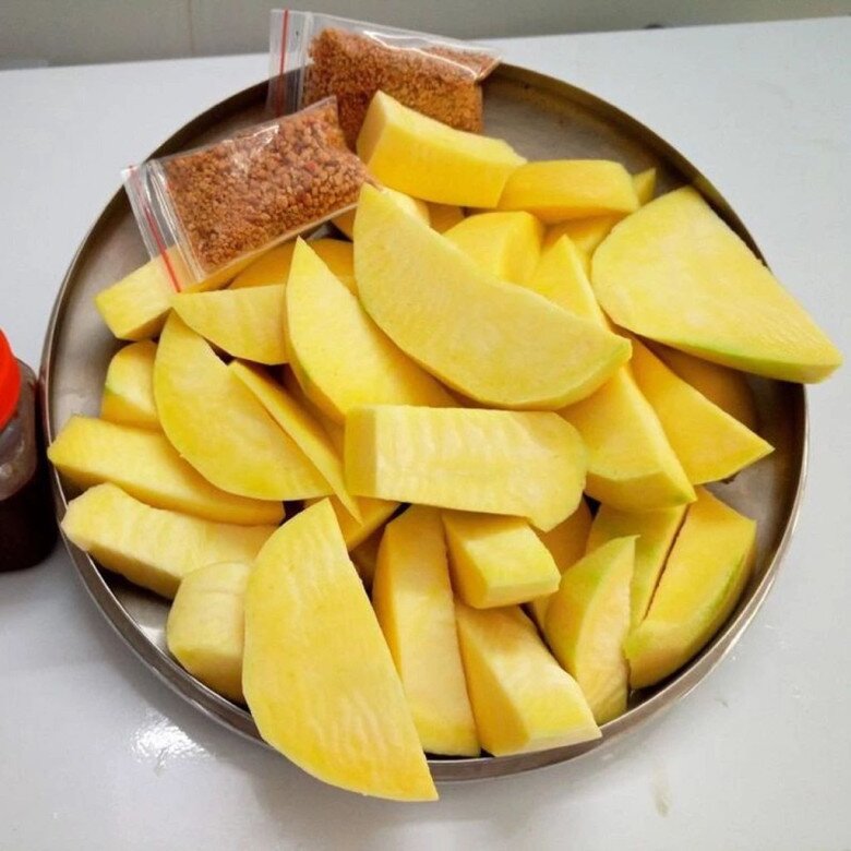 Loại quả đặc sản amp;#34;tốt nhất thế giớiamp;#34; chỉ có ở Vĩnh Long, nghe tên đã thấy giàu sang, trồng một lần thu hoạch nhiều năm - 3