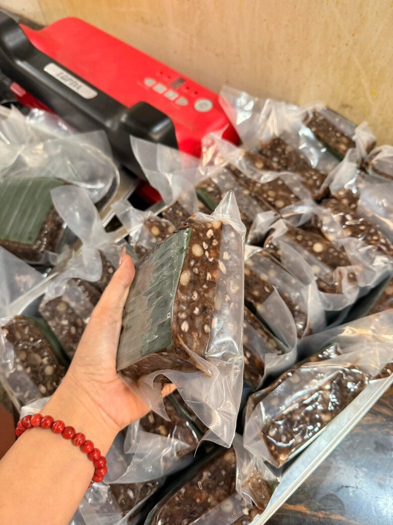 Món amp;#34;nhà nghèoamp;#34; xưa ăn đến chán ngán, nay thành đặc sản khoái khẩu được ưa chuộng ở thành phố, giá 120.000 đồng/kg - 4