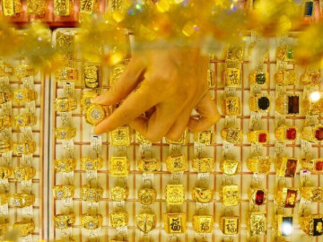 Chốt giá vàng hôm nay ngày 14/3 chưa ngừng giảm cực mạnh