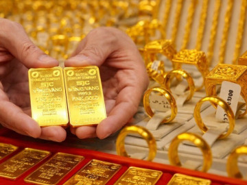 Tin tức - Sáng 21-3, giá vàng miếng SJC rớt thêm 5 triệu đồng/lượng khi vừa mở cửa