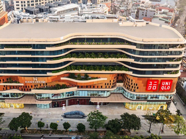 UNIQLO tiếp tục mở rộng tại Thủ đô: Khai trương cửa hàng thứ 31 tại Hanoi Centre ngày 27/03