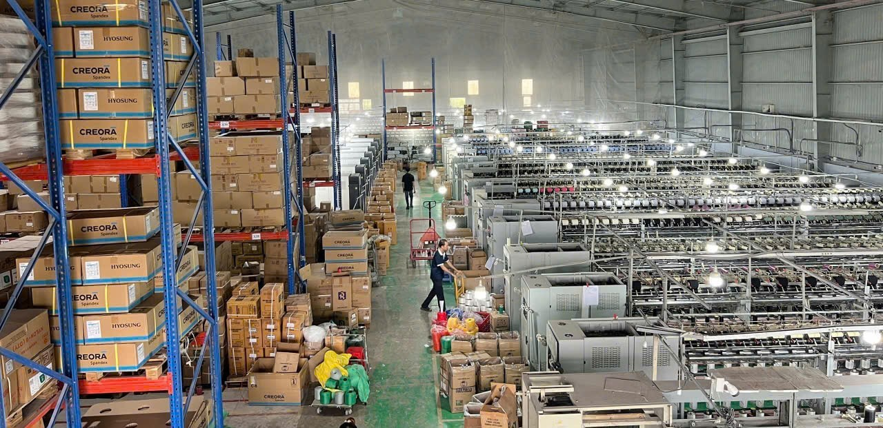Toàn cảnh nhà xưởng và hệ thống sản xuất chỉ sợi.