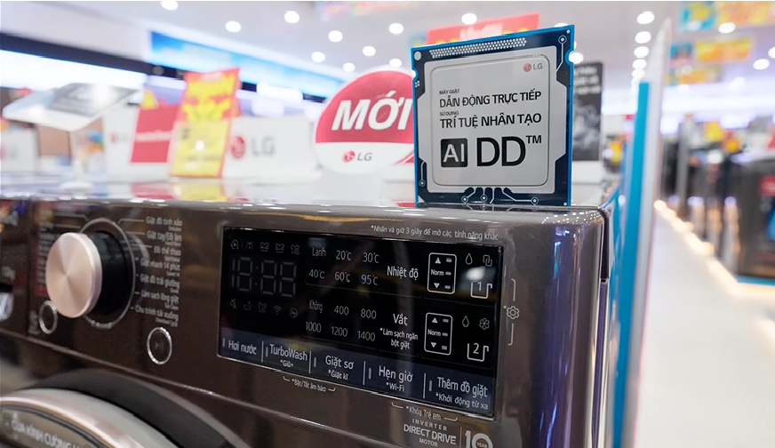 AI DD được săn đón nhờ khả năng tự động lựa chọn thời gian giặt, lượng nước sử dụng và chuyển động phù hợp để quần áo được giặt tối ưu nhất