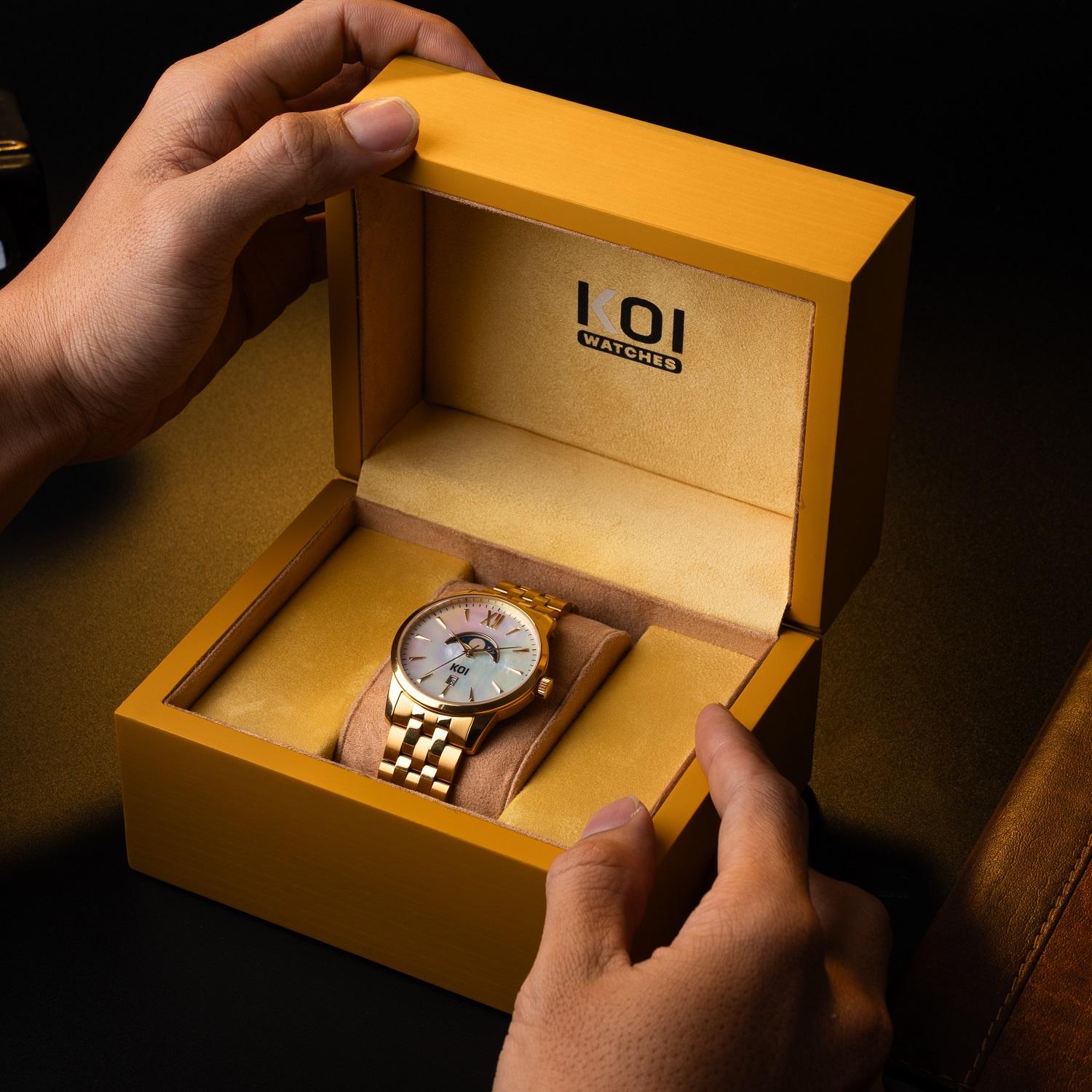 Hộp quà cao cấp, sang trọng của thương hiệu KOI Watches