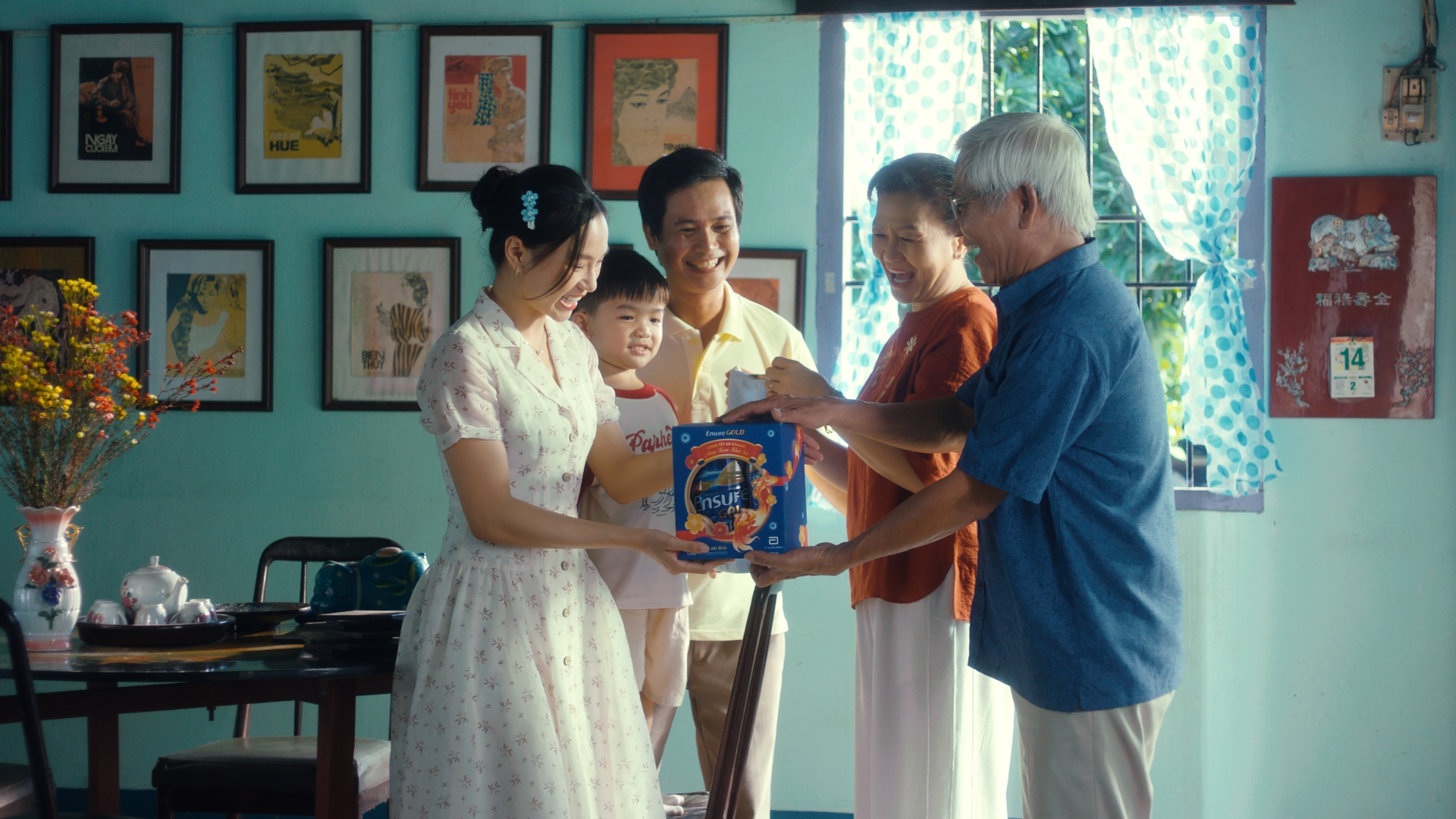 Niềm vui dịp Tết là cha mẹ mạnh khỏe - 2