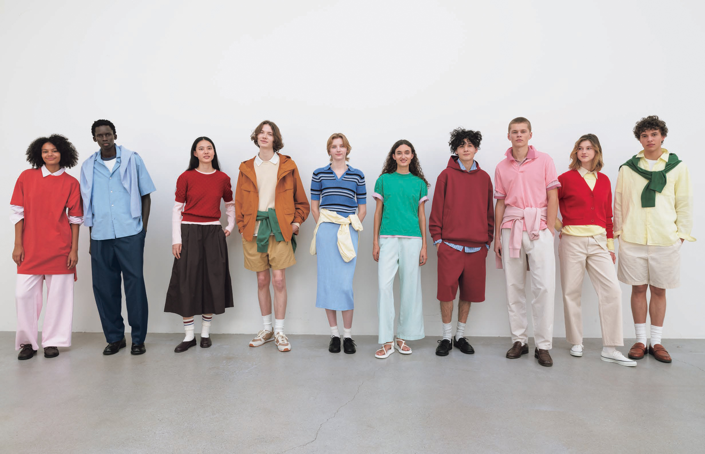 Điều gì là sự giới hạn của sự mới mẻ? Dưới lăng kính của UNIQLO, trang phục mới mẻ phải có tiềm năng trở thành người bạn đồng hành trong đời sống hàng ngày.