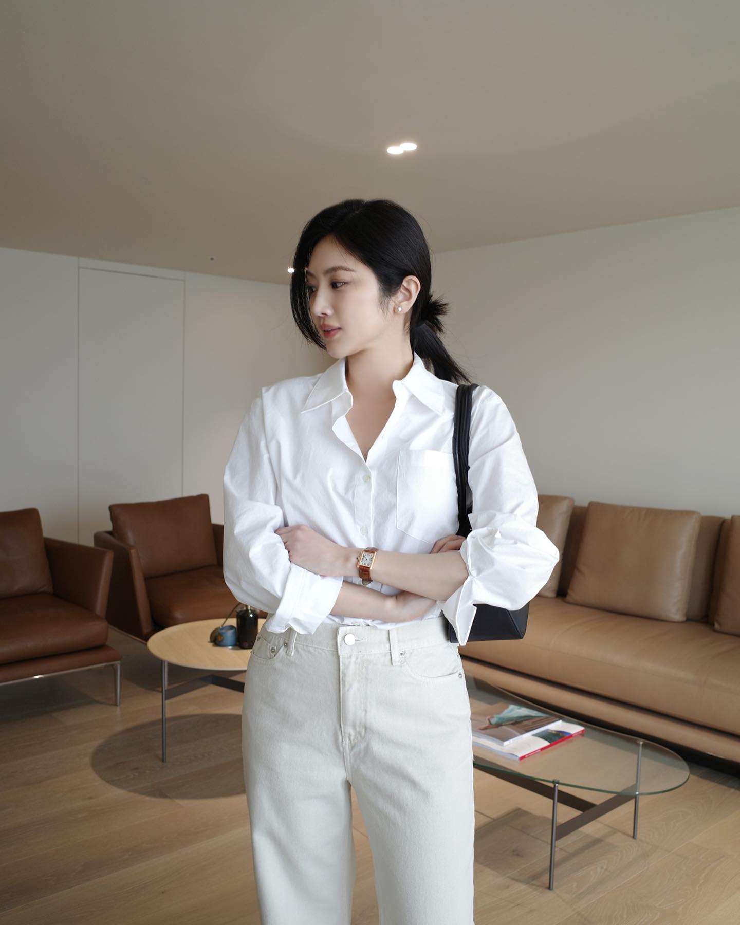 4 kiểu áo amp;#34;tinh hội hội tụamp;#34; mà dân công sở rất mê, mặc từ mùa xuân đến mùa hè vẫn đẹp amp;#34;bất bạiamp;#34; - 1