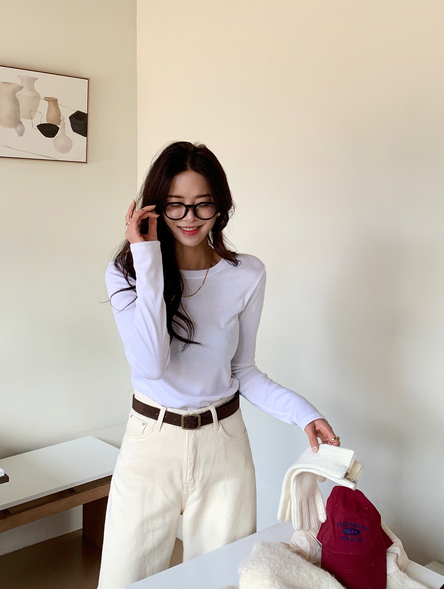 Sau nhiều lần thử nghiệm, đây là 4 amp;#34;chân áiamp;#34; áo dài tay khi đi làm: Phối sao cũng đẹp lại dễ mặc quanh năm - 10