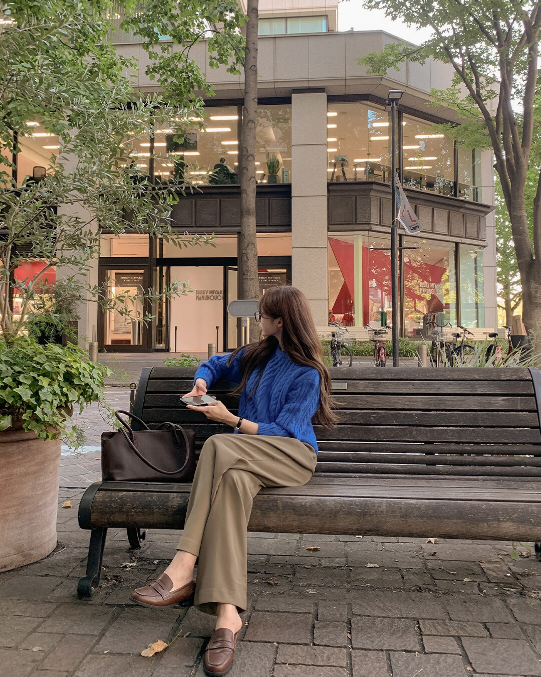 5 kiểu giày tối giản đáng sắm nhất dịp Tết 2026, phối kiểu nào cũng hợp mà chẳng lo lỗi thời - 11