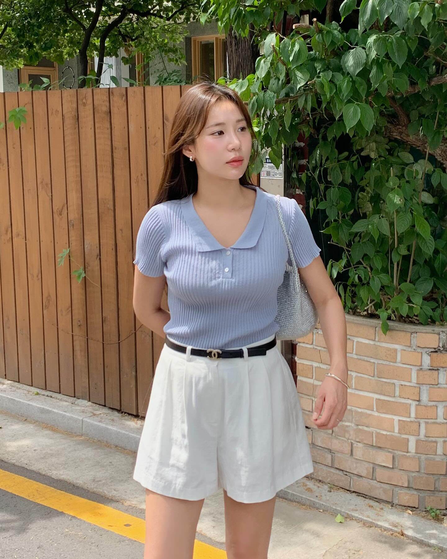 Không cần sắm nhiều, 4 outfit mùa hè này giúp chị em mặc đơn giản mà vẫn sang, áp dụng trông có gu hơn hẳn  - 13