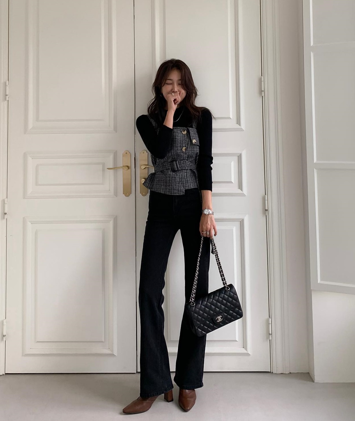 5 kiểu giày tối giản đáng sắm nhất dịp Tết 2026, phối kiểu nào cũng hợp mà chẳng lo lỗi thời - 14