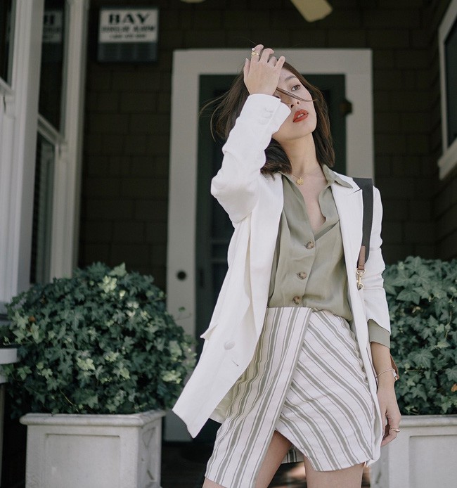 Thích màu trắng, chị em nhất định phải có 5 món này để luôn thanh lịch và không kém phần nổi bật - 13