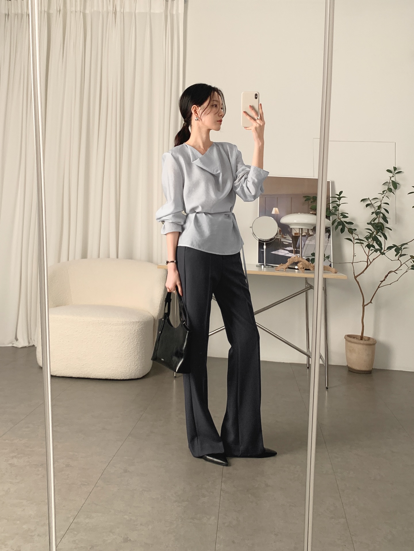 Quần đen phối cùng 4 kiểu áo đích thị là amp;#34;sách mẫuamp;#34; mặc đẹp, chị em học theo mà không cần nghĩ nhiều - 14