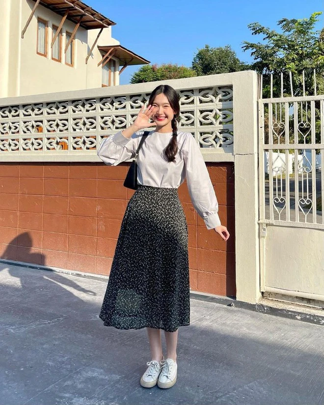 Đừng mặc mãi chân váy suông, chị em đổi sang 4 kiểu hot mùa Hè này vừa trẻ xinh lại tôn dáng thần sầu - 13