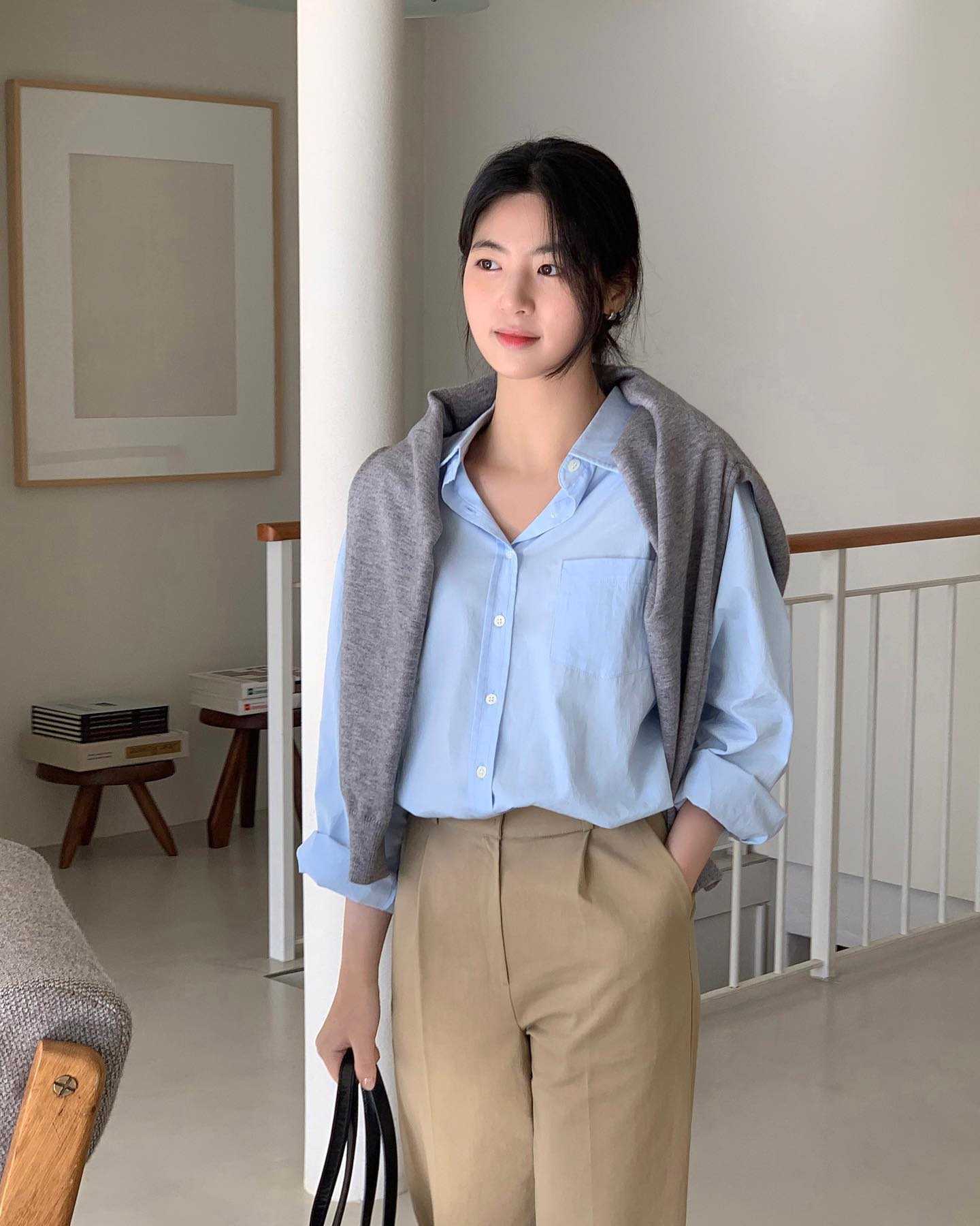 Bước sang mùa hè, chị em amp;#34;ăn gianamp;#34; tuổi cực đỉnh nhờ 5 món thời trang này, dễ phối thành nhiều outfit - 13