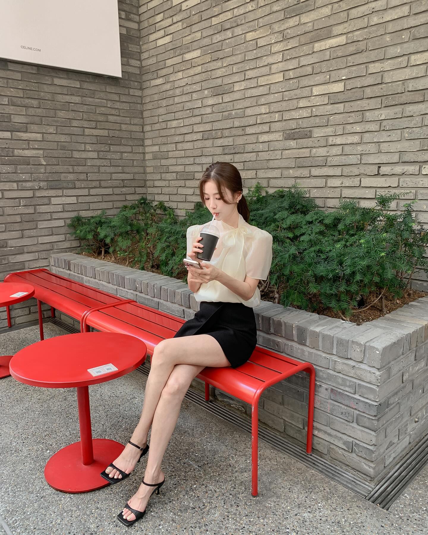 5 kiểu chân váy du xuân đầu năm, chị em diện trông vừa amp;#34;chanh sảamp;#34; lại trẻ trung hơn hẳn - 14