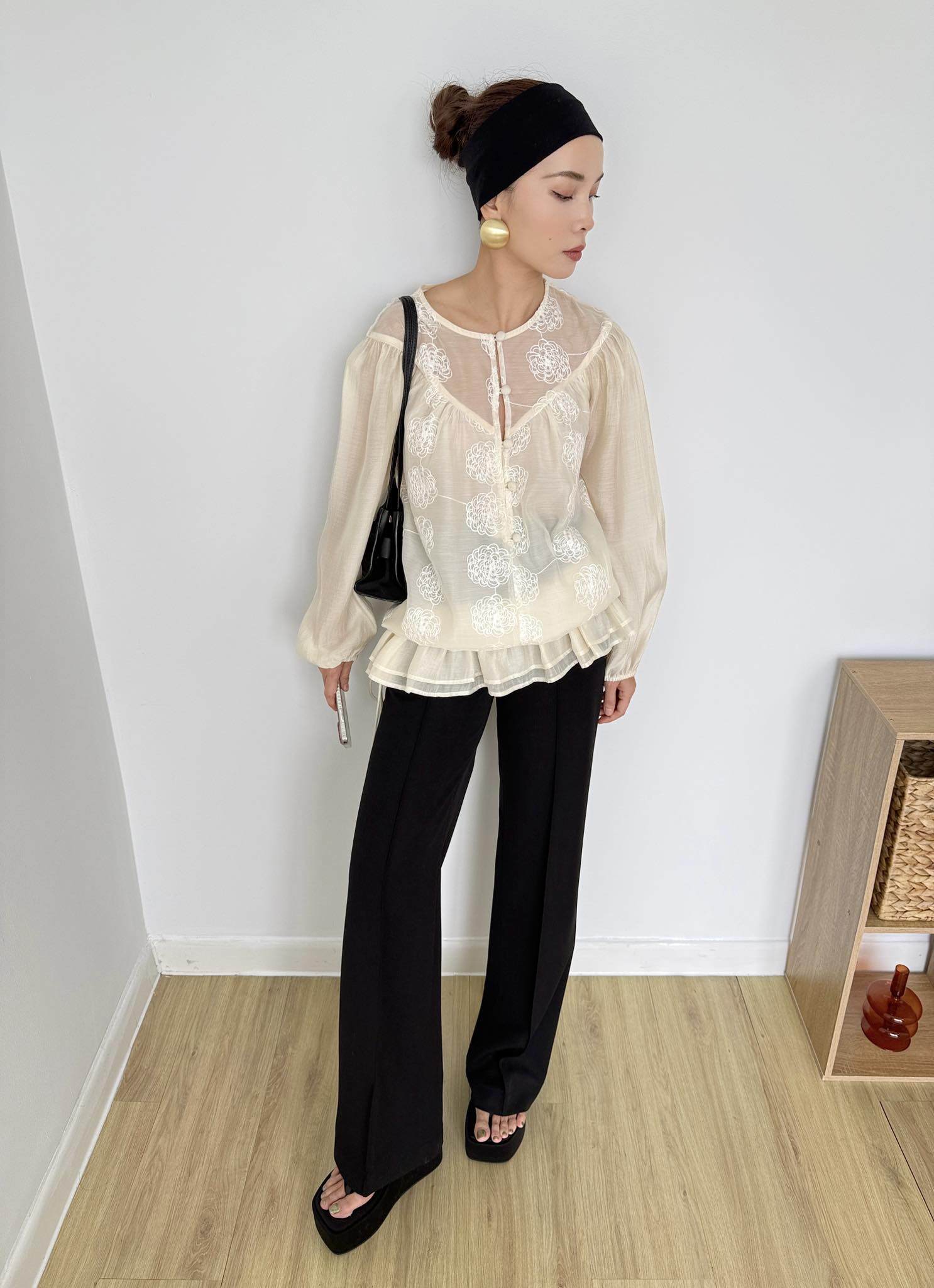 Nữ ca sĩ Việt đình đám amp;#34;hồi xuânamp;#34; đẹp mơn mởn, nhan sắc hiện tại khó nhận ra - 5