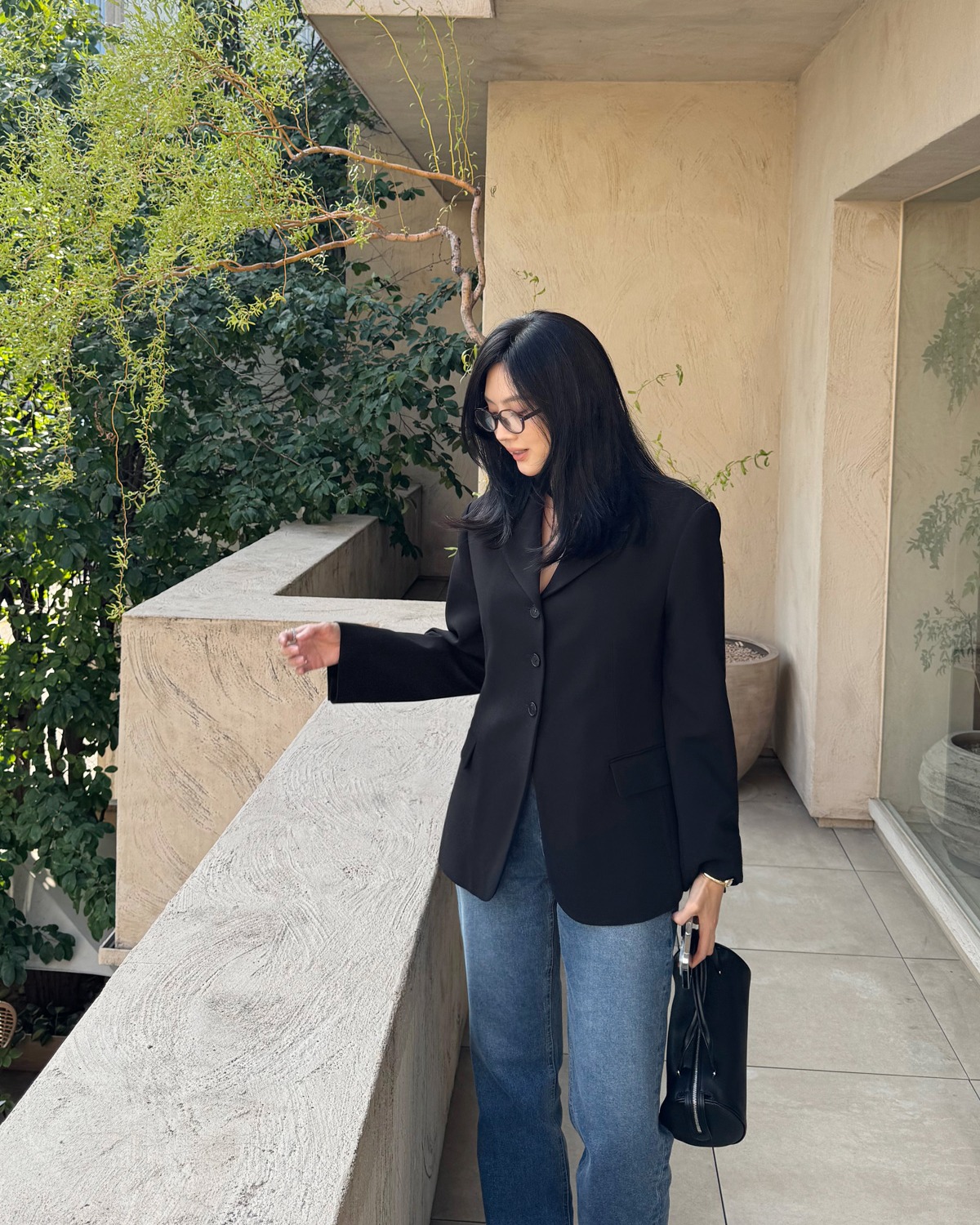 Mùa xuân thích diện blazer, chị em nắm vững 5 nguyên tắc này để không bị mặc xấu lại gọn dáng hơn hẳn - 2