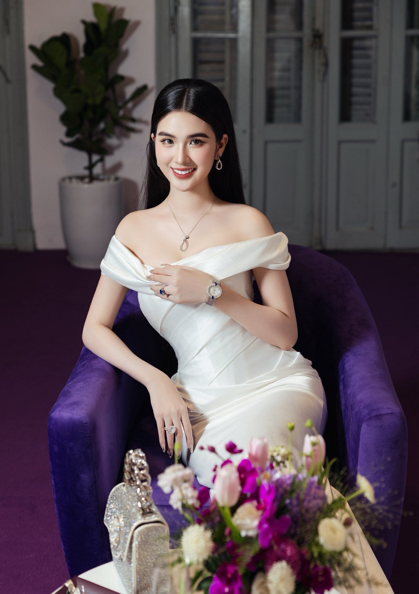 Ngọc Loan sở hữu bộ sưu tập đồ hiệu cùng trang sức đắt đỏ.