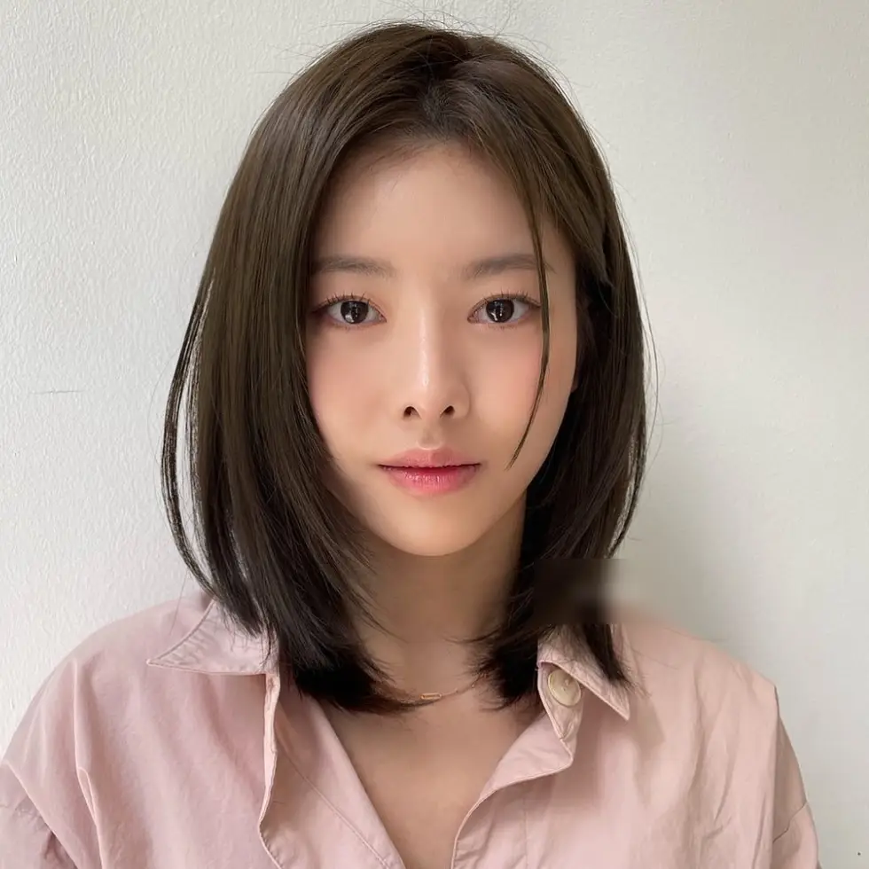 Tóc layer đang amp;#34;gây sốtamp;#34; năm nay: Cắt 4 kiểu này amp;#34;ăn gianamp;#34; tuổi khéo lại hợp nhiều dáng mặt - 2